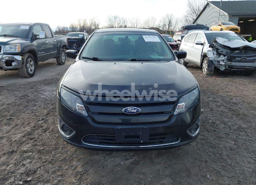 Photo 12 of 2010 Ford Fusion SE (VIN 3FAHP0HA9AR393127)