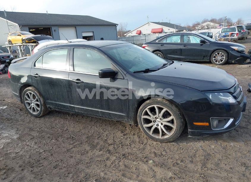 Photo 13 of 2010 Ford Fusion SE (VIN 3FAHP0HA9AR393127)