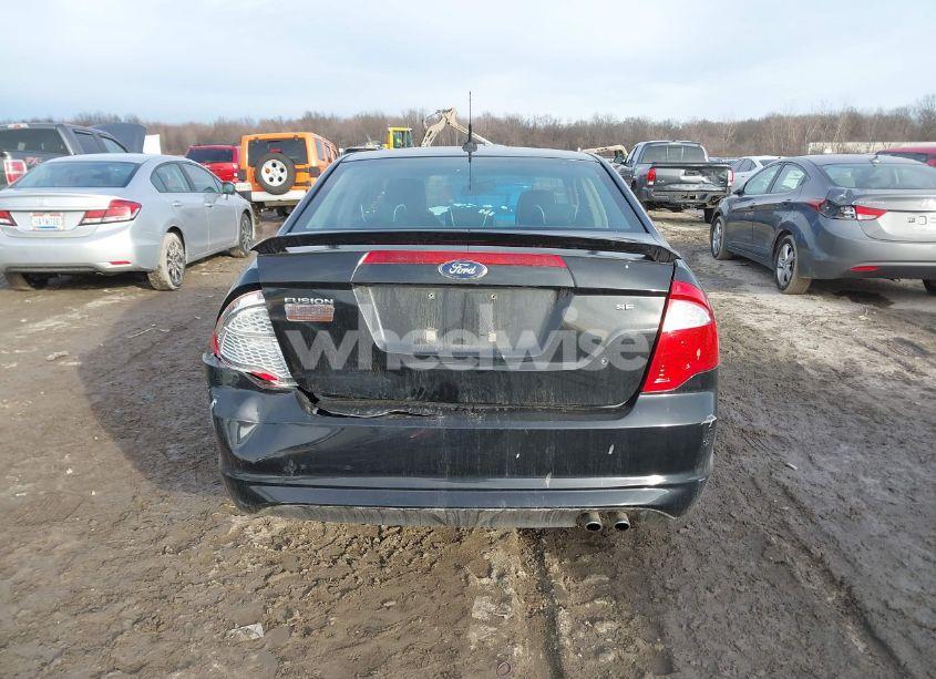 Photo 16 of 2010 Ford Fusion SE (VIN 3FAHP0HA9AR393127)