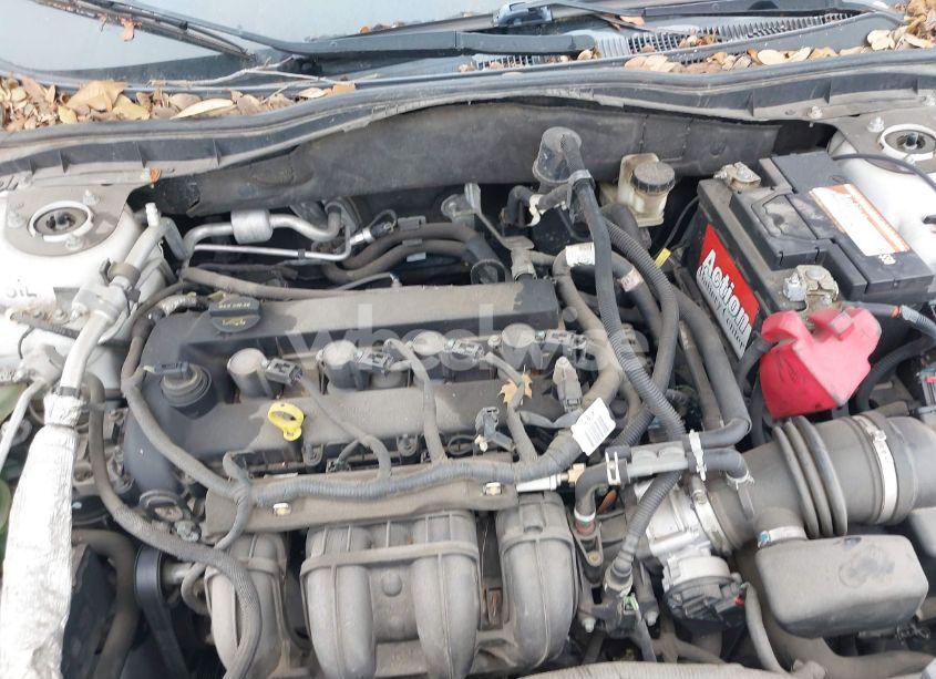 Photo 10 of 2010 Ford Fusion SE (VIN 3FAHP0HA9AR402943)