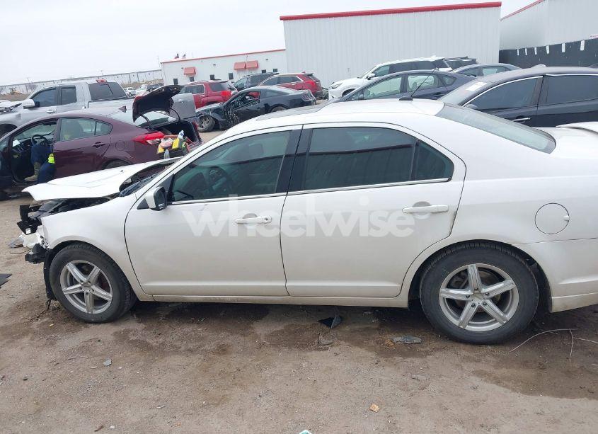 Photo 14 of 2010 Ford Fusion SE (VIN 3FAHP0HA9AR416504)