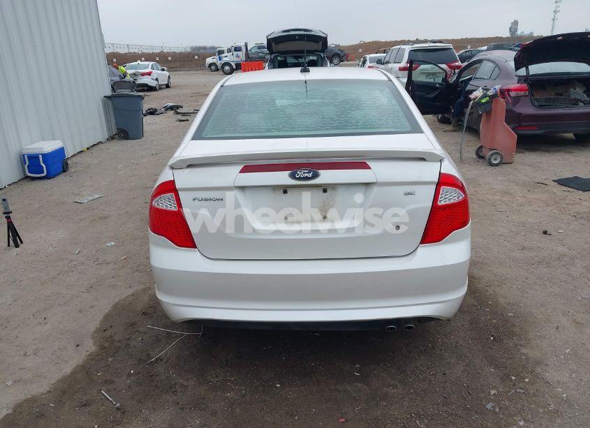 Photo 16 of 2010 Ford Fusion SE (VIN 3FAHP0HA9AR416504)