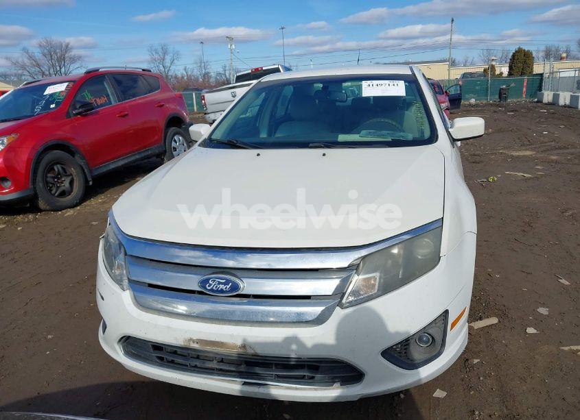 Photo 12 of 2010 Ford Fusion SE (VIN 3FAHP0HA9AR429527)
