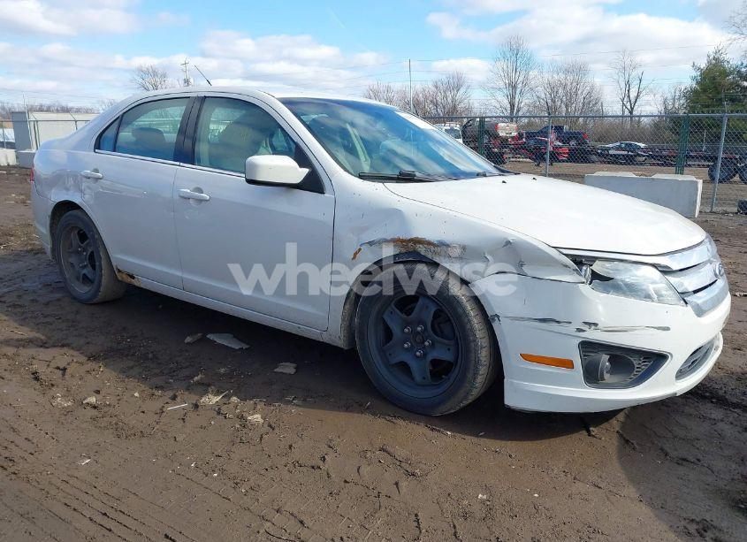 Photo 6 of 2010 Ford Fusion SE (VIN 3FAHP0HA9AR429527)