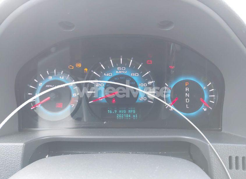 Photo 7 of 2010 Ford Fusion SE (VIN 3FAHP0HA9AR429527)