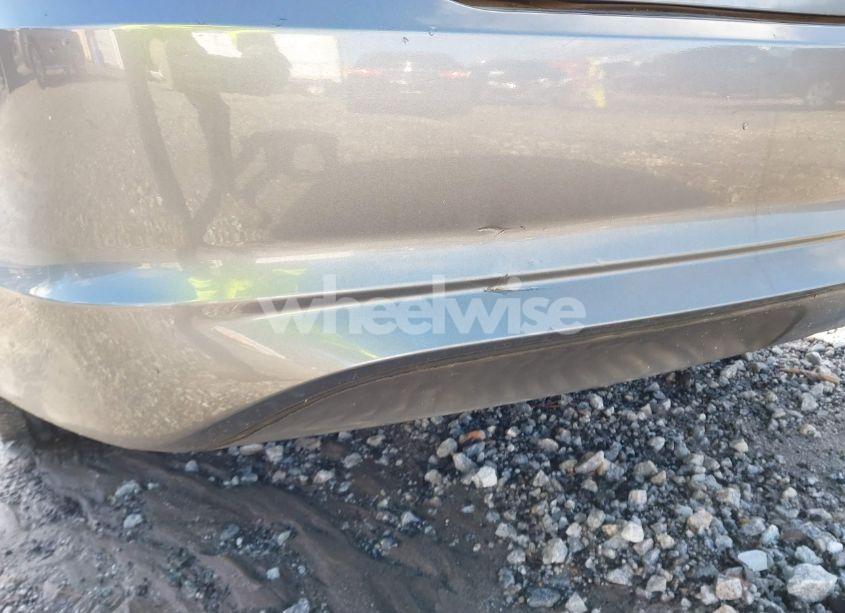 Photo 14 of 2011 Ford Fusion SE (VIN 3FAHP0HA9BR103051)