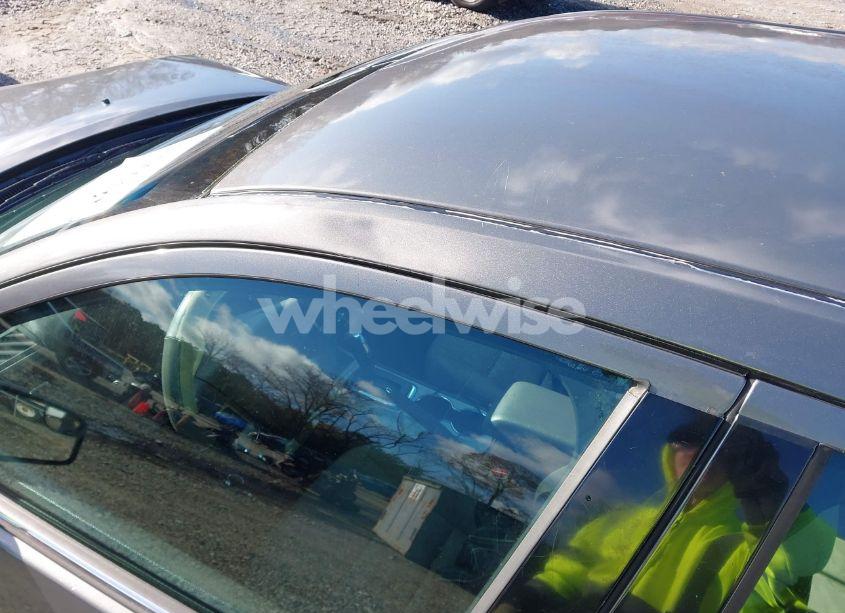 Photo 15 of 2011 Ford Fusion SE (VIN 3FAHP0HA9BR103051)