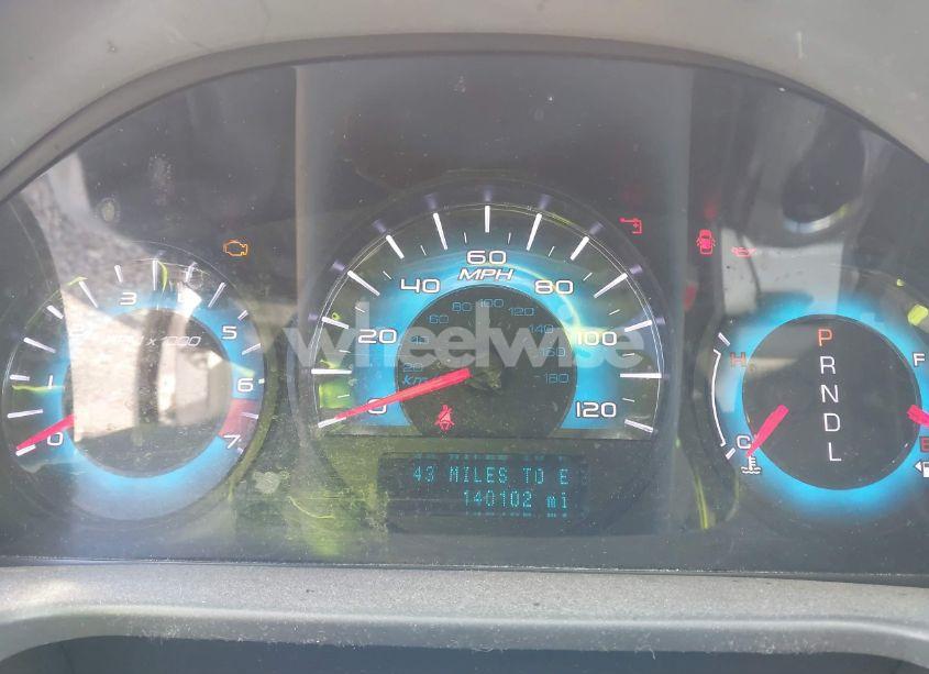 Photo 7 of 2011 Ford Fusion SE (VIN 3FAHP0HA9BR103051)