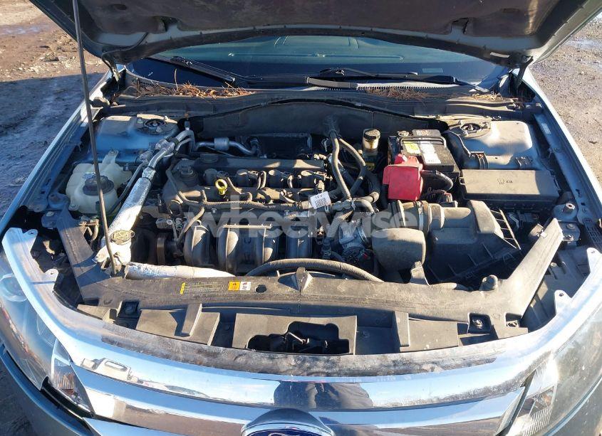 Photo 10 of 2011 Ford Fusion SE (VIN 3FAHP0HA9BR146613)