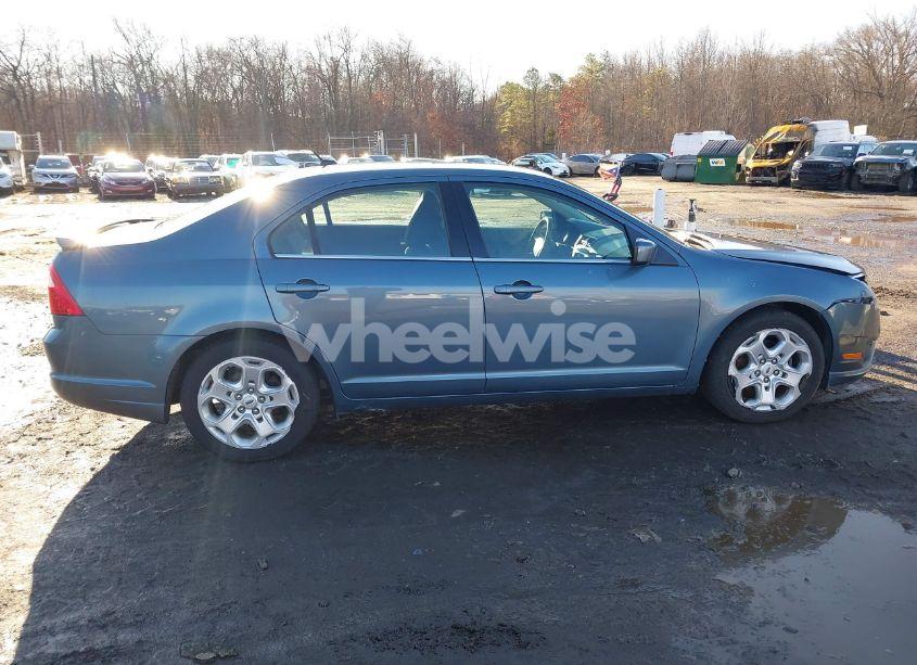 Photo 13 of 2011 Ford Fusion SE (VIN 3FAHP0HA9BR146613)