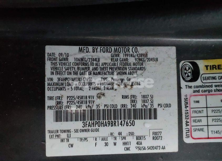 Photo 9 of 2011 Ford Fusion SE (VIN 3FAHP0HA9BR147650)