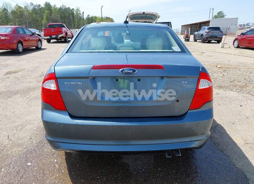 Photo 17 of 2011 Ford Fusion SE (VIN 3FAHP0HA9BR159555)