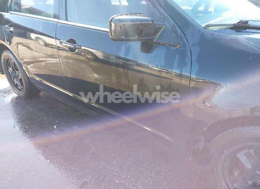 Photo 14 of 2011 Ford Fusion SE (VIN 3FAHP0HA9BR190885)