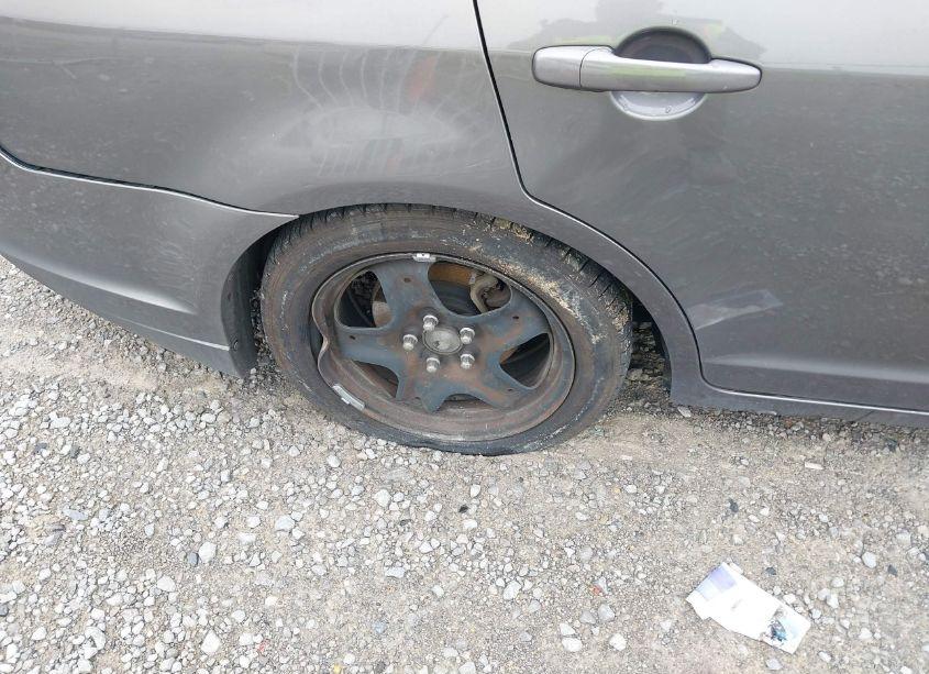 Photo 14 of 2011 Ford Fusion SE (VIN 3FAHP0HA9BR194516)