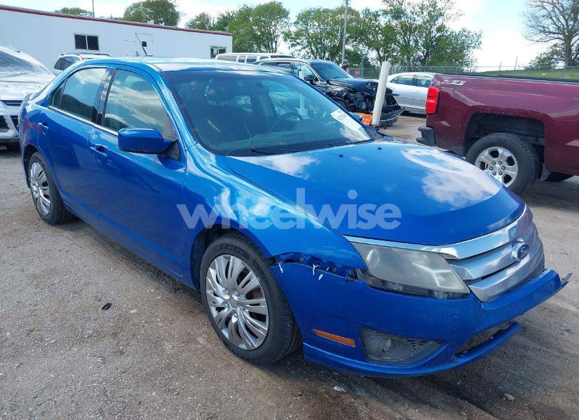 2011 Ford Fusion SE (VIN 3FAHP0HA9BR244203) main photo