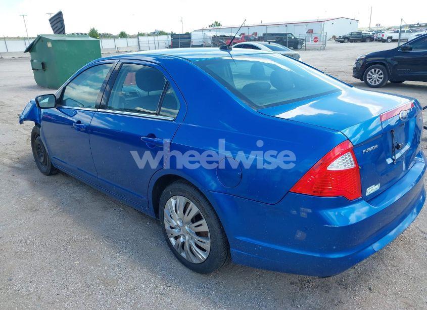 Photo 12 of 2011 Ford Fusion SE (VIN 3FAHP0HA9BR244203)