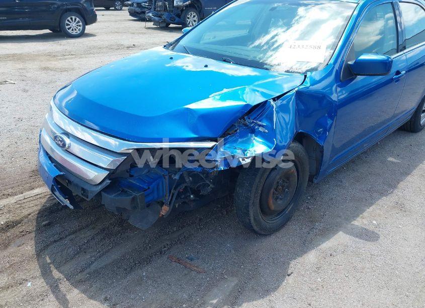 Photo 6 of 2011 Ford Fusion SE (VIN 3FAHP0HA9BR244203)