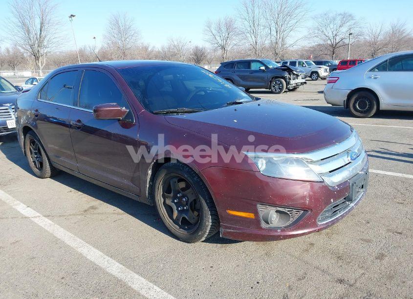 2011 Ford Fusion SE (VIN 3FAHP0HA9BR289366) main photo