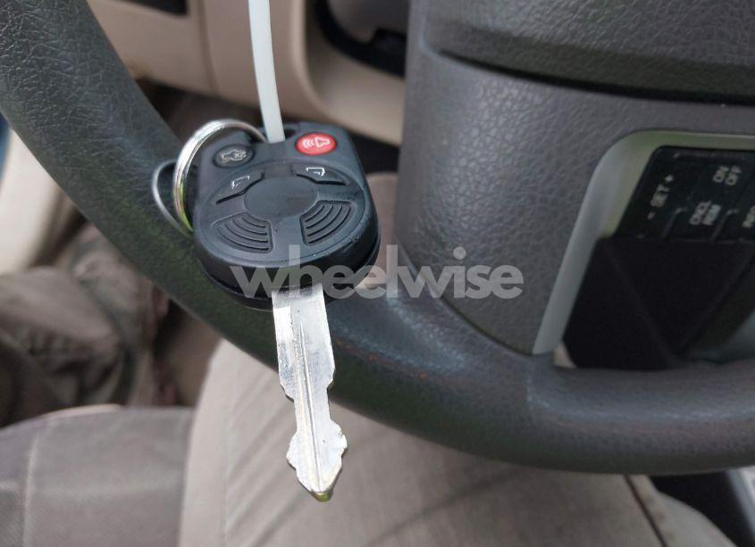 Photo 11 of 2011 Ford Fusion SE (VIN 3FAHP0HA9BR297578)