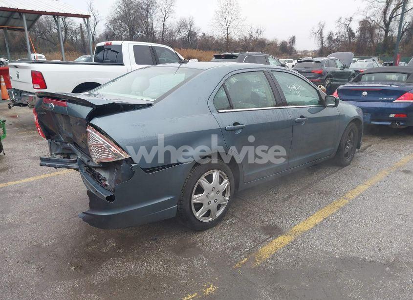 Photo 4 of 2011 Ford Fusion SE (VIN 3FAHP0HA9BR297578)