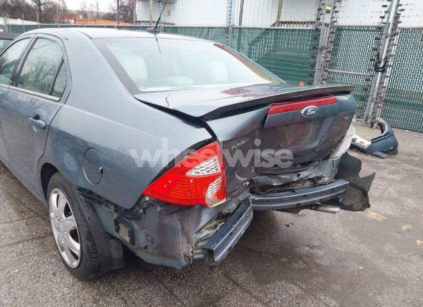 Photo 6 of 2011 Ford Fusion SE (VIN 3FAHP0HA9BR297578)