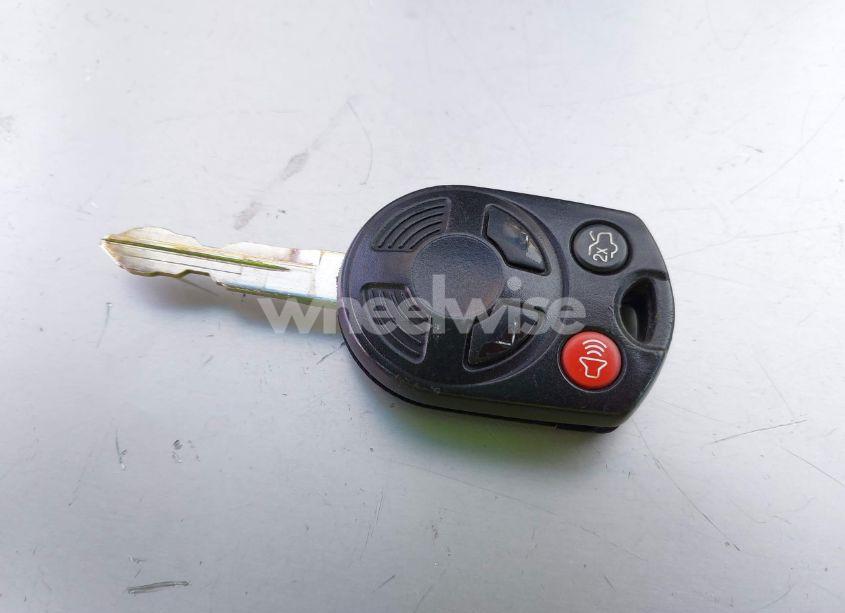 Photo 11 of 2011 Ford Fusion SE (VIN 3FAHP0HA9BR323824)