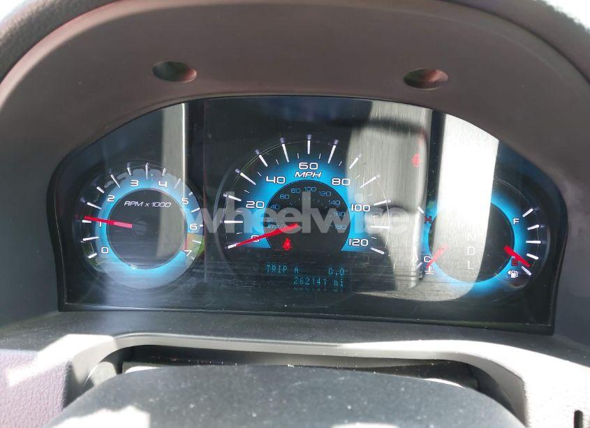 Photo 7 of 2011 Ford Fusion SE (VIN 3FAHP0HA9BR323824)