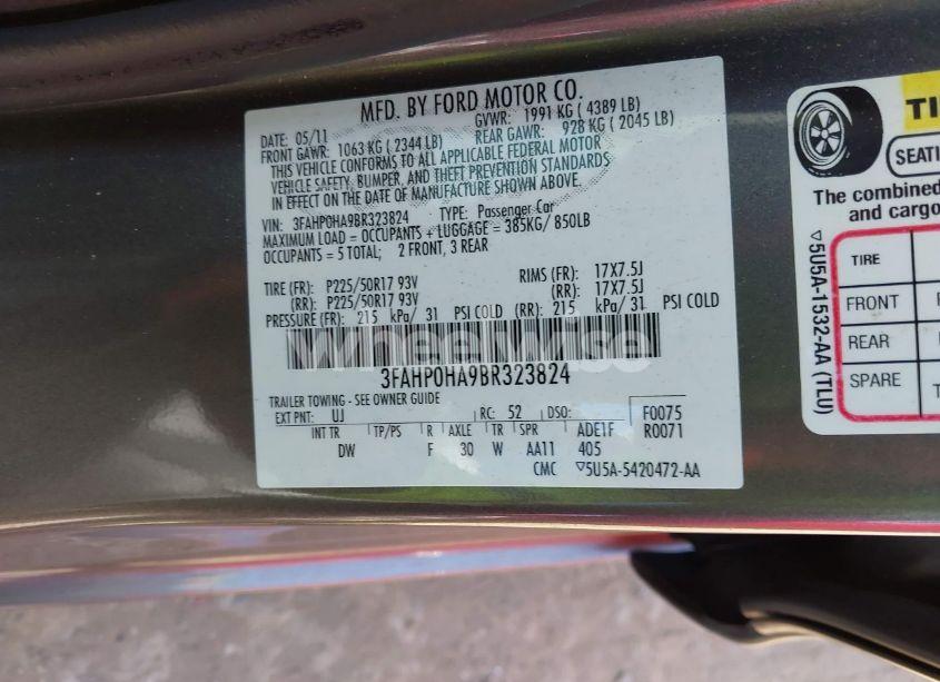 Photo 9 of 2011 Ford Fusion SE (VIN 3FAHP0HA9BR323824)