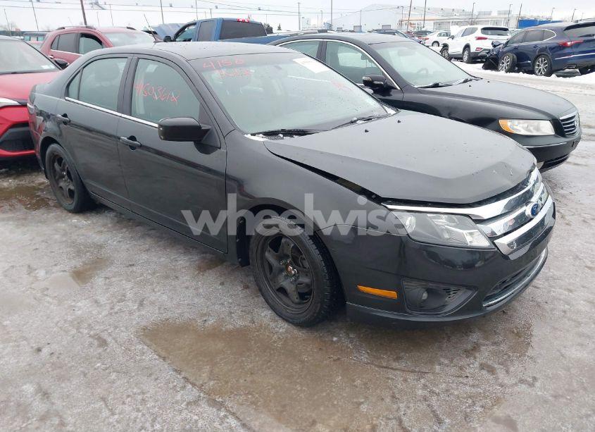 2011 Ford Fusion SE (VIN 3FAHP0HA9BR328425) main photo