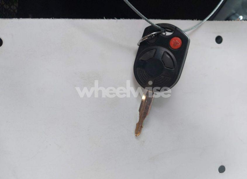 Photo 11 of 2011 Ford Fusion SE (VIN 3FAHP0HA9BR342373)