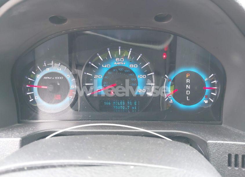 Photo 7 of 2011 Ford Fusion SE (VIN 3FAHP0HA9BR342373)