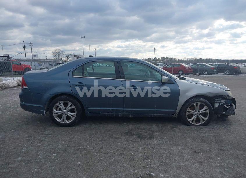 Photo 13 of 2012 Ford Fusion SE (VIN 3FAHP0HA9CR101298)