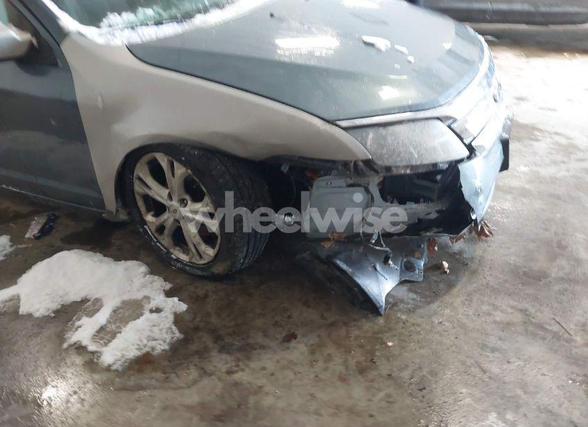 Photo 6 of 2012 Ford Fusion SE (VIN 3FAHP0HA9CR101298)