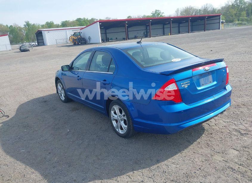 Photo 3 of 2012 Ford Fusion SE (VIN 3FAHP0HA9CR128582)