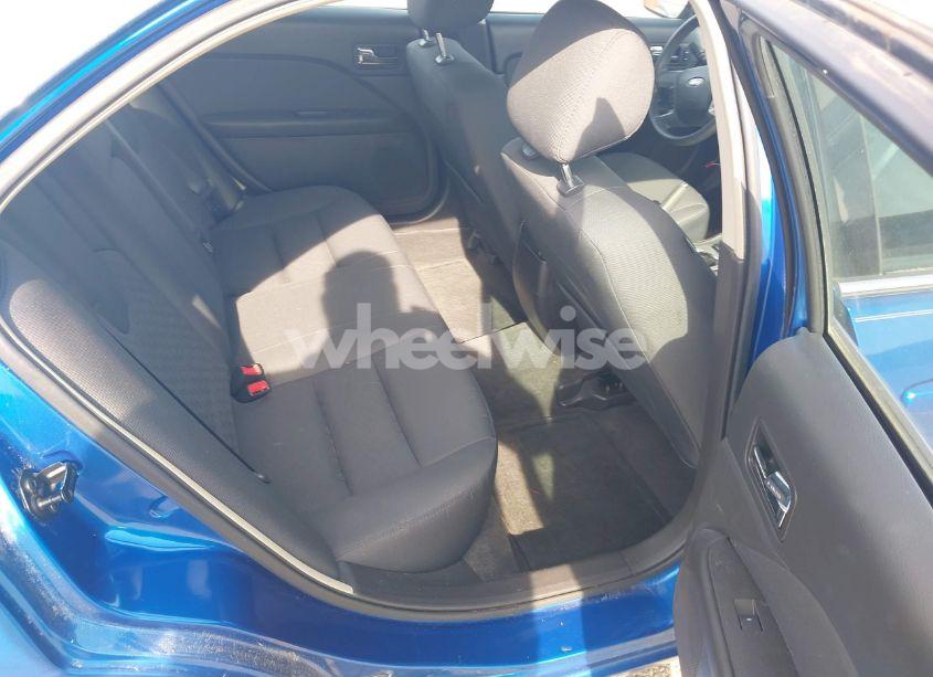 Photo 8 of 2012 Ford Fusion SE (VIN 3FAHP0HA9CR128582)