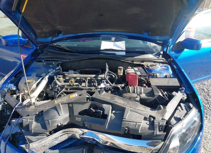 Photo 10 of 2012 Ford Fusion SE (VIN 3FAHP0HA9CR135418)