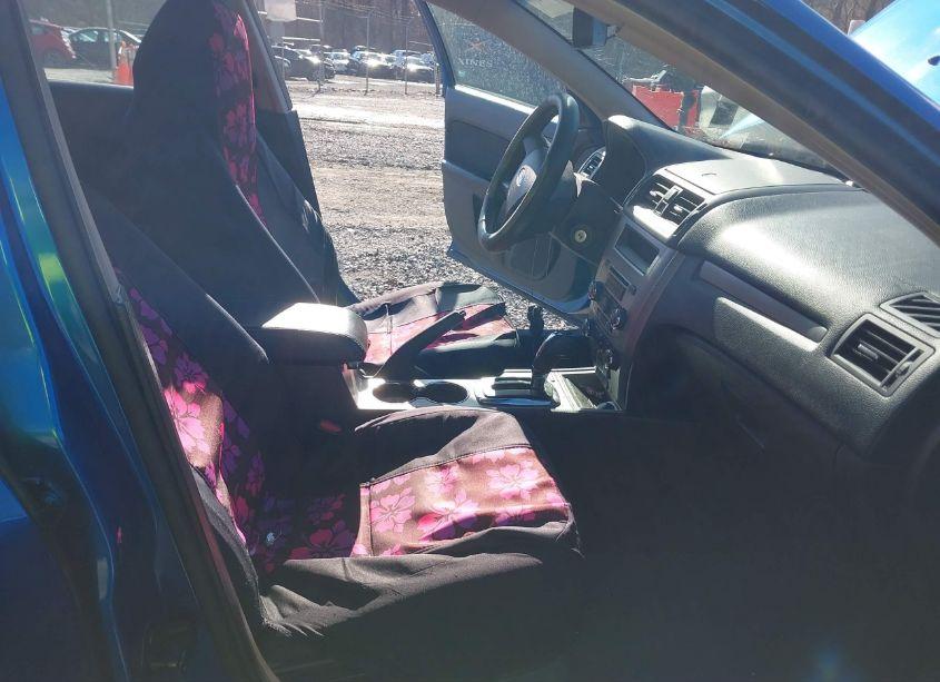 Photo 5 of 2012 Ford Fusion SE (VIN 3FAHP0HA9CR135418)