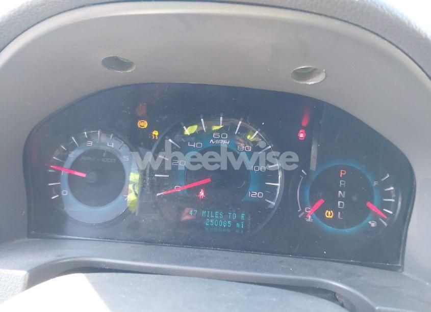 Photo 7 of 2012 Ford Fusion SE (VIN 3FAHP0HA9CR144569)