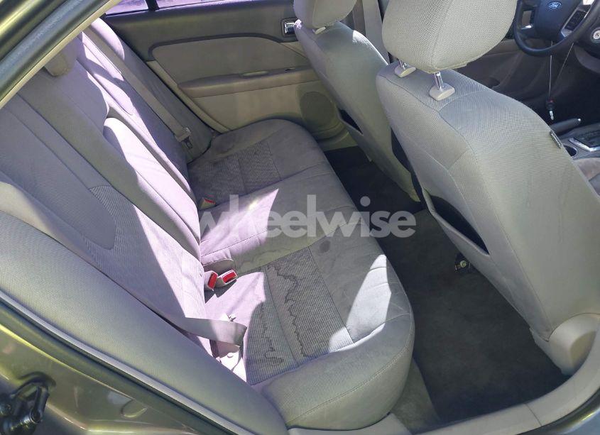 Photo 8 of 2012 Ford Fusion SE (VIN 3FAHP0HA9CR144569)