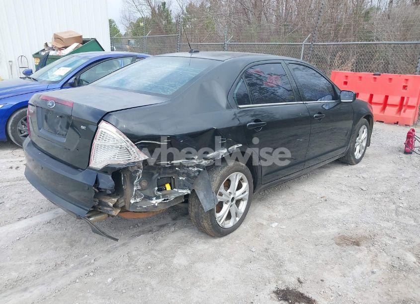 Photo 4 of 2012 Ford Fusion SE (VIN 3FAHP0HA9CR145950)