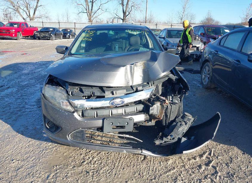 Photo 12 of 2012 Ford Fusion SE (VIN 3FAHP0HA9CR170332)