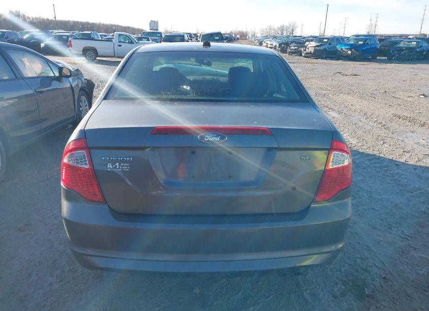 Photo 16 of 2012 Ford Fusion SE (VIN 3FAHP0HA9CR170332)