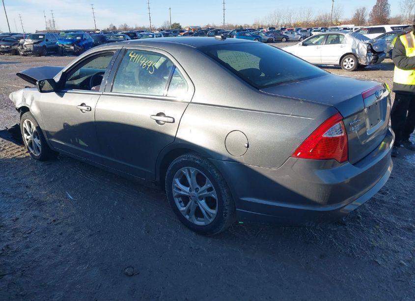 Photo 3 of 2012 Ford Fusion SE (VIN 3FAHP0HA9CR170332)