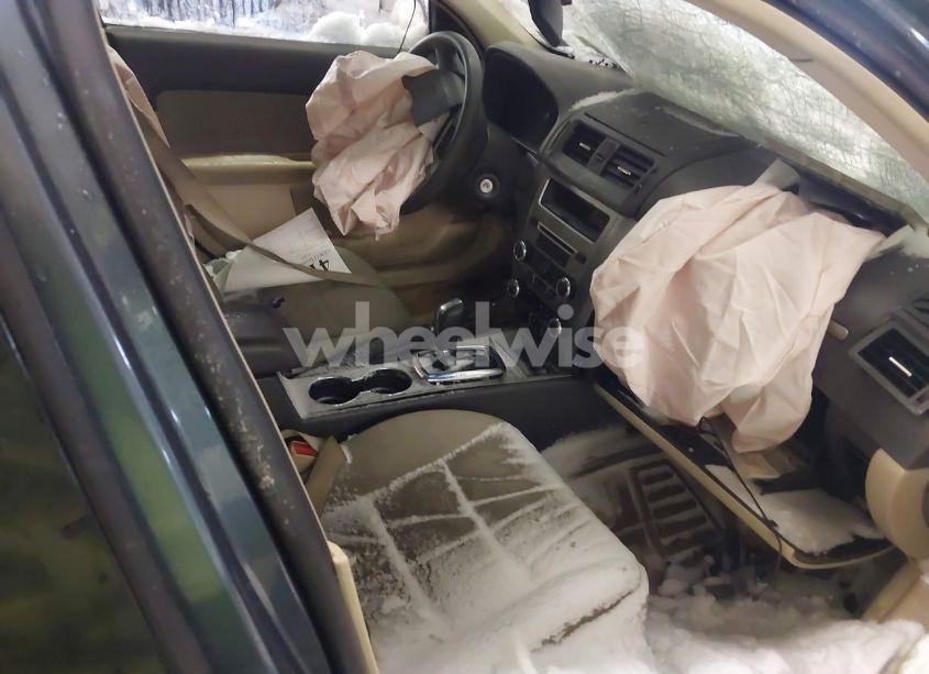 Photo 5 of 2012 Ford Fusion SE (VIN 3FAHP0HA9CR177815)