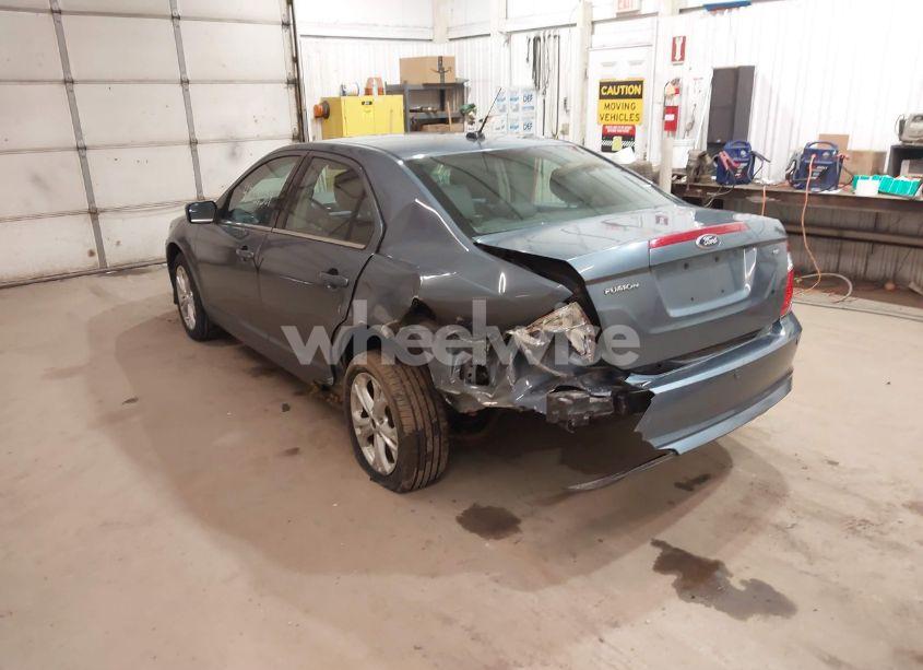 Photo 3 of 2012 Ford Fusion SE (VIN 3FAHP0HA9CR180004)