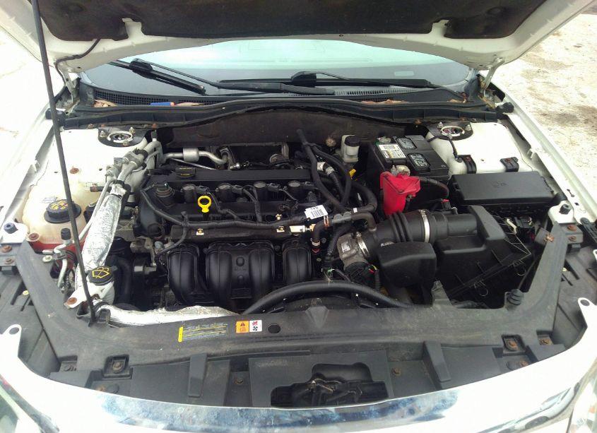 Photo 10 of 2012 Ford Fusion SE (VIN 3FAHP0HA9CR233316)