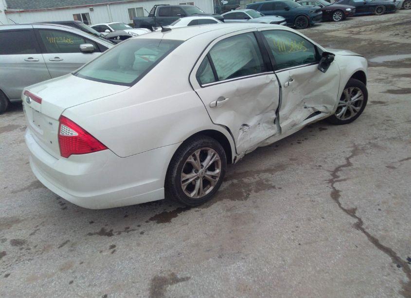 Photo 4 of 2012 Ford Fusion SE (VIN 3FAHP0HA9CR233316)