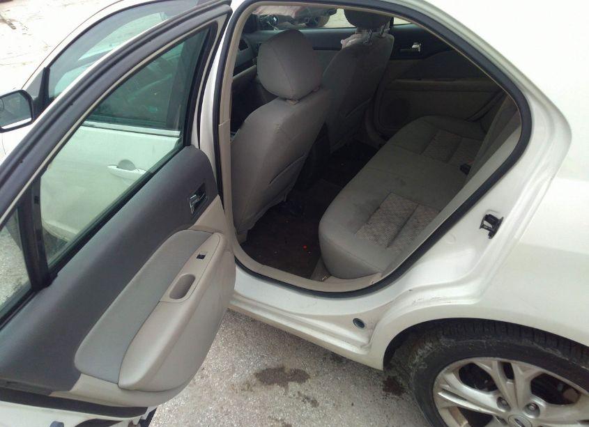 Photo 8 of 2012 Ford Fusion SE (VIN 3FAHP0HA9CR233316)