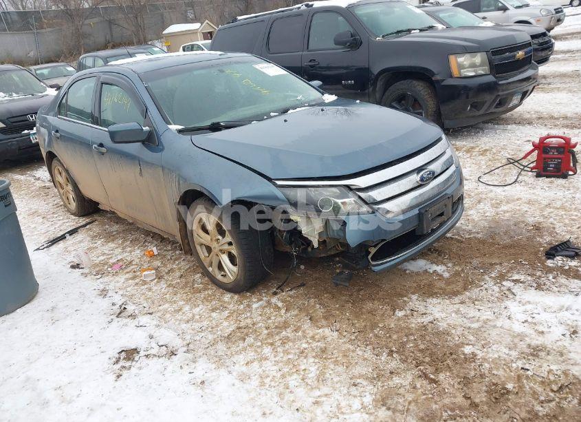 2012 Ford Fusion SE (VIN 3FAHP0HA9CR317006) main photo