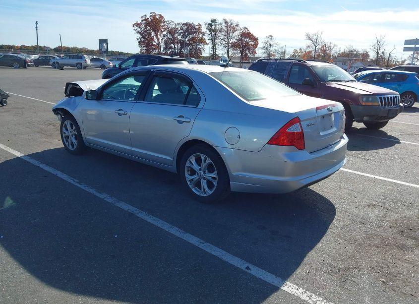 Photo 3 of 2012 Ford Fusion SE (VIN 3FAHP0HA9CR366948)